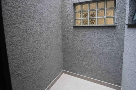 Apartamento para alugar com 27m², 1 quarto e sem vaga Apartamento para alugar com 27m², 1 quarto e sem vagaVaranda