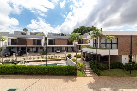 Casa de condomínio à venda com 130m², 2 quartos e 2 vagasVISTA SACADA SUITE 1