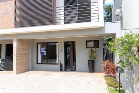 Casa de condomínio à venda com 130m², 2 quartos e 2 vagasGARAGEM
