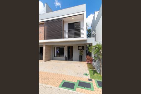 Casa de condomínio à venda com 130m², 2 quartos e 2 vagasGARAGEM