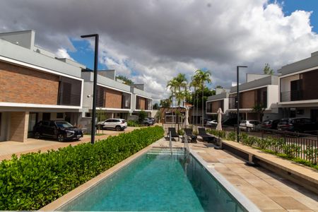 Casa de condomínio à venda com 130m², 2 quartos e 2 vagasÁREA COMUM - PISCINA
