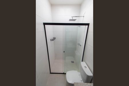 Casa de condomínio à venda com 130m², 2 quartos e 2 vagasBANHEIRO DA SUITE 1