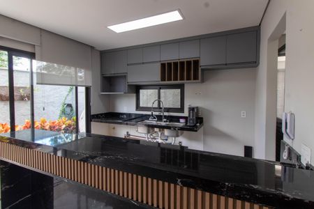 Casa de condomínio à venda com 130m², 2 quartos e 2 vagasCOZINHA