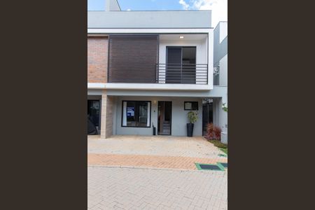 Casa de condomínio à venda com 130m², 2 quartos e 2 vagasFACHADA