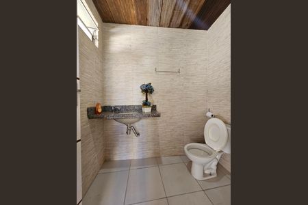 Casa para alugar com 400m², 5 quartos e 8 vagasLavabo