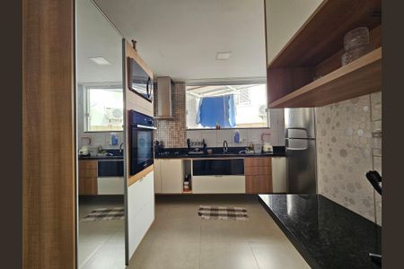 Cozinha de casa para alugar com 5 quartos, 400m² em Horto Florestal, Salvador