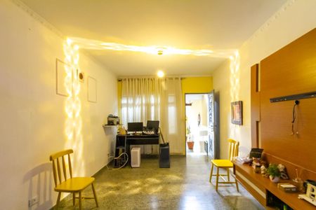 Casa para alugar com 180m², 2 quartos e 1 vagaSala