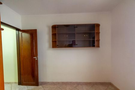 Casa para alugar com 180m², 2 quartos e 1 vagaQuarto 1