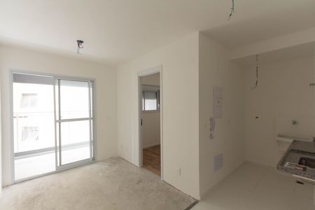 Apartamento à venda com 42m², 2 quartos e sem vaga Apartamento à venda com 42m², 2 quartos e sem vagaSala/Cozinha
