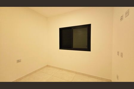 Casa de condomínio à venda com 130m², 3 quartos e 4 vagas