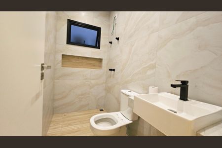 Casa de condomínio à venda com 130m², 3 quartos e 4 vagas