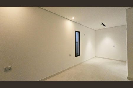 Casa de condomínio à venda com 130m², 3 quartos e 4 vagas