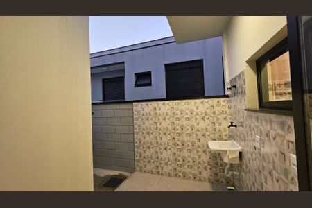 Casa de condomínio à venda com 130m², 3 quartos e 4 vagas