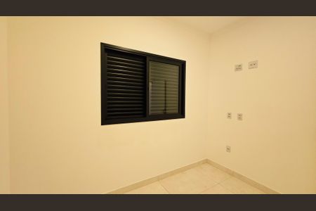 Casa de condomínio à venda com 130m², 3 quartos e 4 vagas