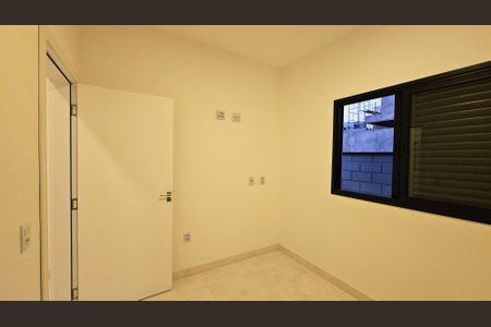 Casa de condomínio à venda com 130m², 3 quartos e 4 vagas