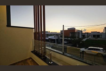Casa de condomínio à venda com 130m², 3 quartos e 4 vagas