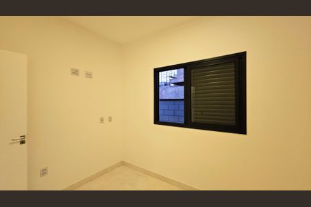 Casa de condomínio à venda com 130m², 3 quartos e 4 vagas