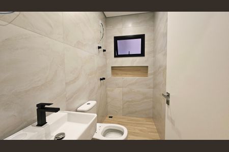 Casa de condomínio à venda com 130m², 3 quartos e 4 vagas