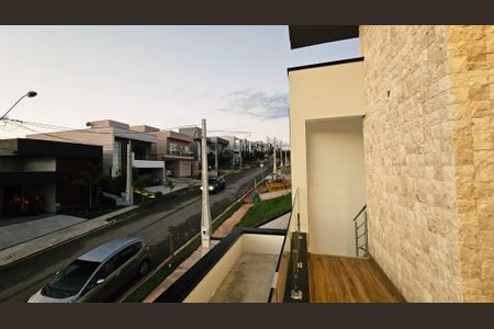 Casa de condomínio à venda com 130m², 3 quartos e 4 vagas