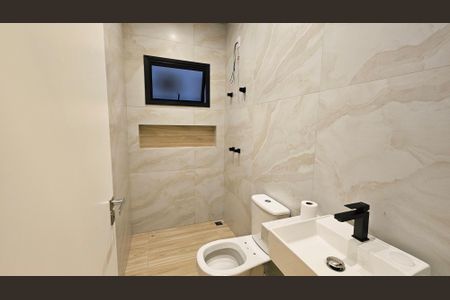 Casa de condomínio à venda com 130m², 3 quartos e 4 vagas