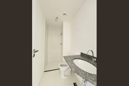 Apartamento para alugar com 42m², 2 quartos e sem vaga Apartamento para alugar com 42m², 2 quartos e sem vagaBanheiro