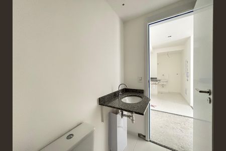 Apartamento para alugar com 42m², 2 quartos e sem vaga Apartamento para alugar com 42m², 2 quartos e sem vagaBanheiro