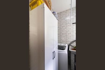 Apartamento à venda com 71m², 2 quartos e 1 vagaArea de Serviço 