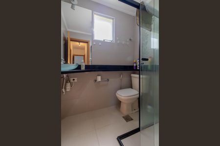 Apartamento à venda com 71m², 2 quartos e 1 vagaBanheiro