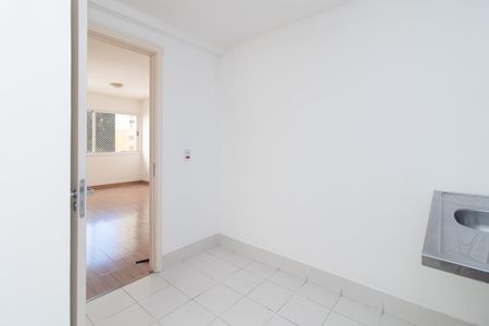 Apartamento para alugar com 73m², 2 quartos e 1 vaga Apartamento para alugar com 73m², 2 quartos e 1 vagaCozinha e Área de Serviço