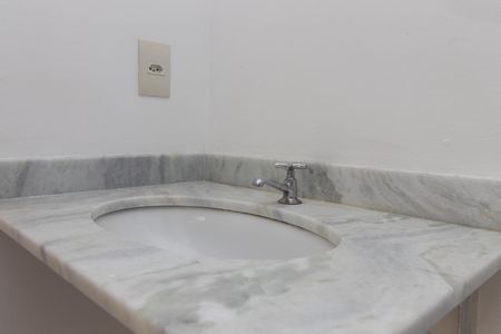 Apartamento para alugar com 73m², 2 quartos e 1 vaga Apartamento para alugar com 73m², 2 quartos e 1 vagaBanheiro do Quarto 3