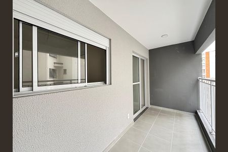 Apartamento para alugar com 42m², 2 quartos e sem vaga Apartamento para alugar com 42m², 2 quartos e sem vagaVaranda