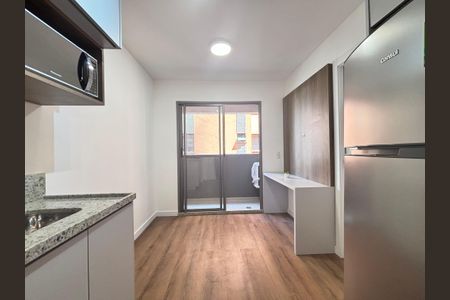 Sala/Cozinha de apartamento para alugar com 1 quarto, 24m² em Vila Nova Conceição, São Paulo