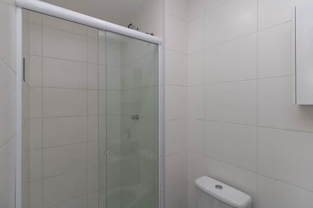 Banheiro de apartamento para alugar com 1 quarto, 29m² em Vila Guilherme, São Paulo