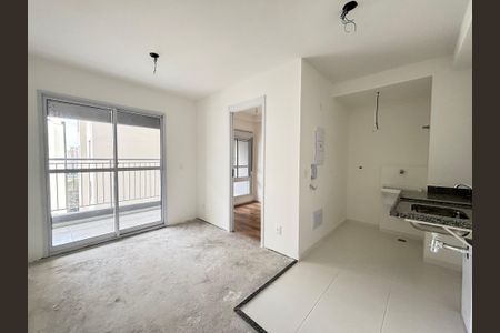 Sala/Cozinha de apartamento à venda com 2 quartos, 42m² em Campo Belo, São Paulo