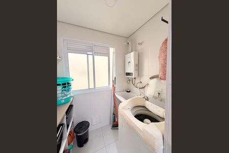 Apartamento à venda com 64m², 2 quartos e 1 vagaÁrea de Serviço