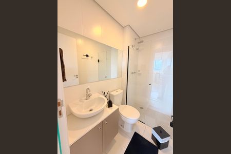 Apartamento à venda com 64m², 2 quartos e 1 vagaBanheiro Social