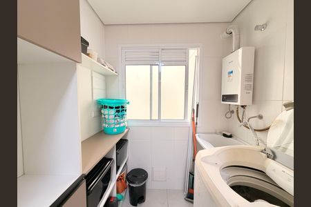 Apartamento à venda com 64m², 2 quartos e 1 vagaÁrea de Serviço