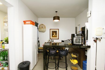 Apartamento à venda com 109m², 3 quartos e 2 vagascopa