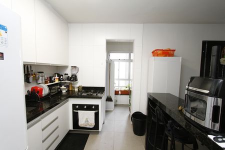 Apartamento à venda com 109m², 3 quartos e 2 vagasCozinha