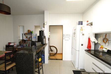 Apartamento à venda com 109m², 3 quartos e 2 vagasCozinha