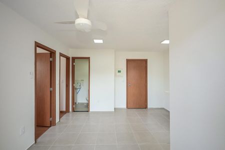 Sala de apartamento para alugar com 2 quartos, 32m² em Jardim Amalia, São Paulo