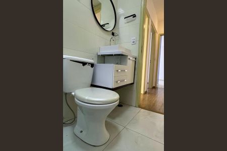 Apartamento para alugar com 56m², 3 quartos e 1 vagaBanheiro 