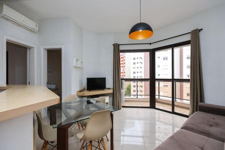 Apartamento à venda com 44m², 1 quarto e 1 vagaSala