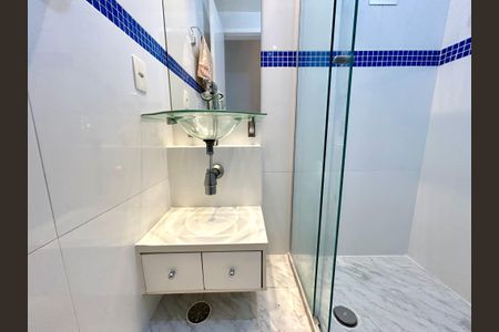 Apartamento à venda com 58m², 3 quartos e 1 vagaBanheiro 1
