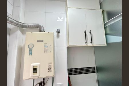 Apartamento à venda com 58m², 3 quartos e 1 vagaÁrea de Serviço