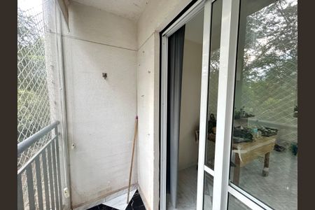 Varanda da Sala de apartamento à venda com 3 quartos, 58m² em Jardim Cocaia, Guarulhos