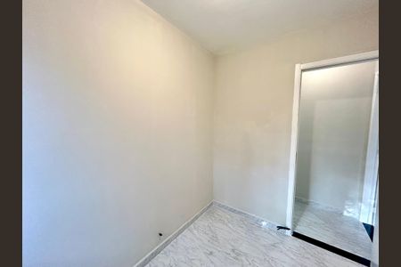 Quarto 1 de apartamento à venda com 3 quartos, 58m² em Jardim Cocaia, Guarulhos