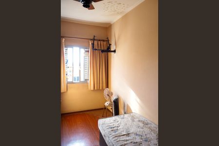 Casa à venda com 157m², 5 quartos e 2 vagasQuarto 2