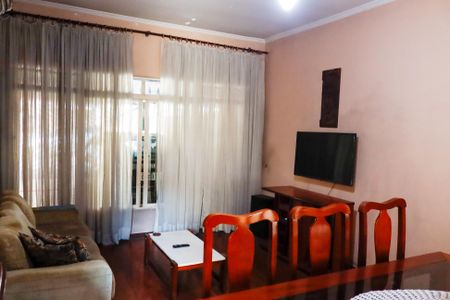 sala de casa à venda com 5 quartos, 157m² em Km 18, Osasco