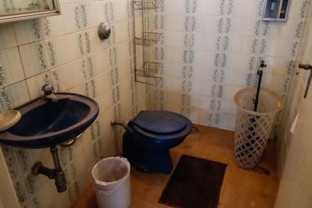 Casa à venda com 157m², 5 quartos e 2 vagasBanheiro 2